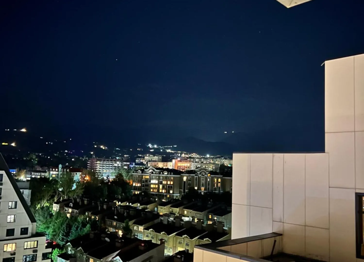 Exlusive Time Dream Apartment Almaty